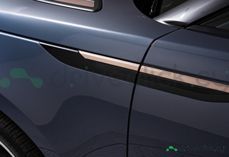 Land Rover Range Rover Velar Синий