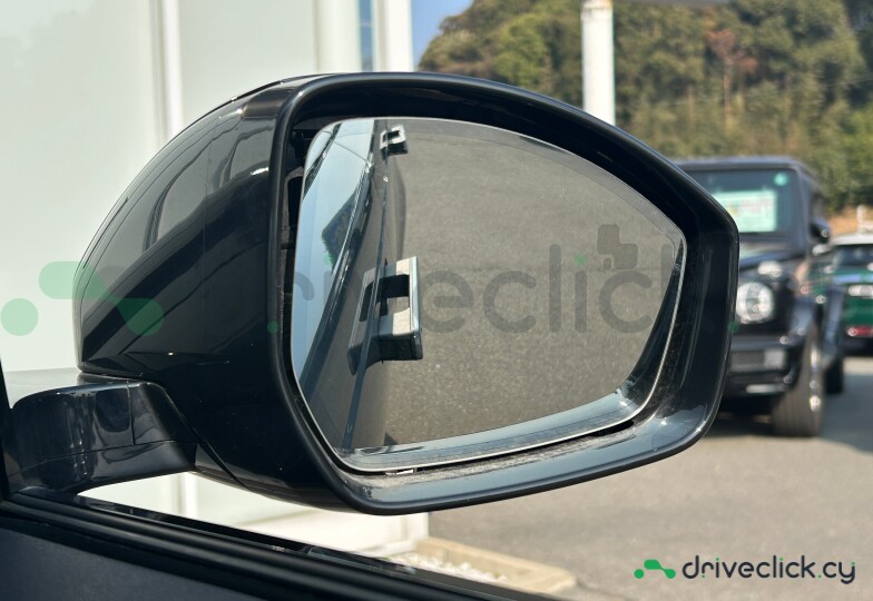 Land Rover Range Rover Velar Серый