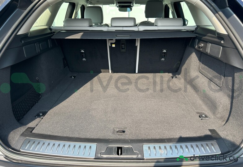 Land Rover Range Rover Velar Серый