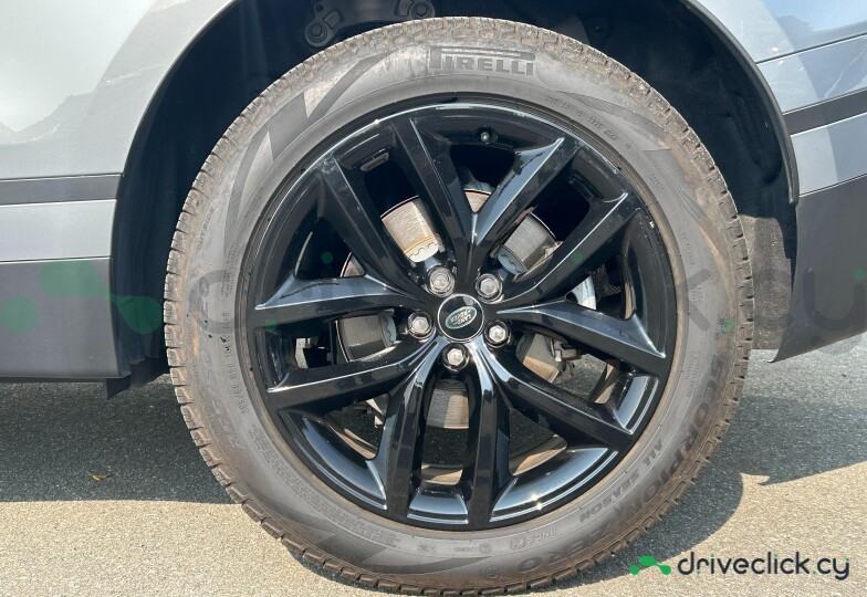 Land Rover Range Rover Velar Серый