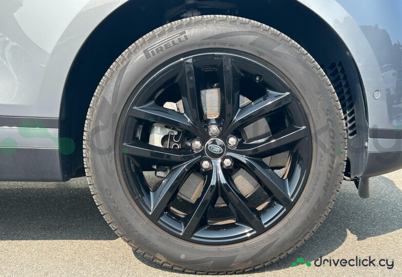 Land Rover Range Rover Velar Серый