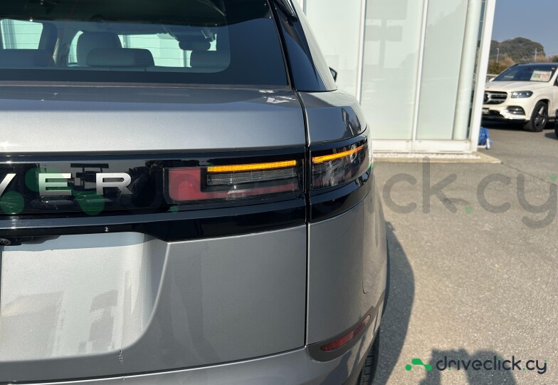 Land Rover Range Rover Velar Серый