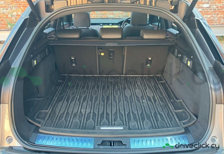 Land Rover Range Rover Velar Grey