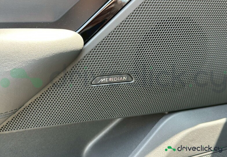 Land Rover Range Rover Velar Grey
