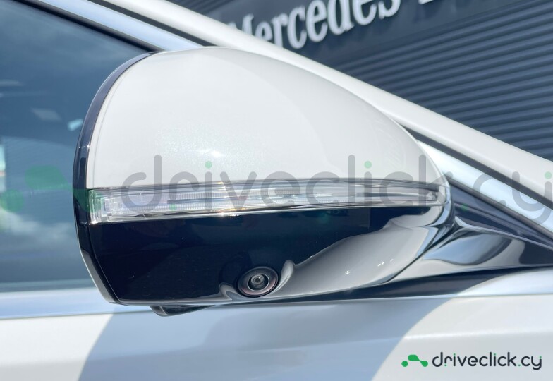 Mercedes S-class White