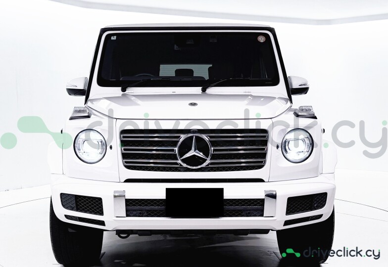 Mercedes G-class White