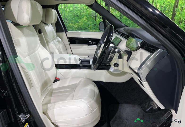 Land Rover Range Rover Black
