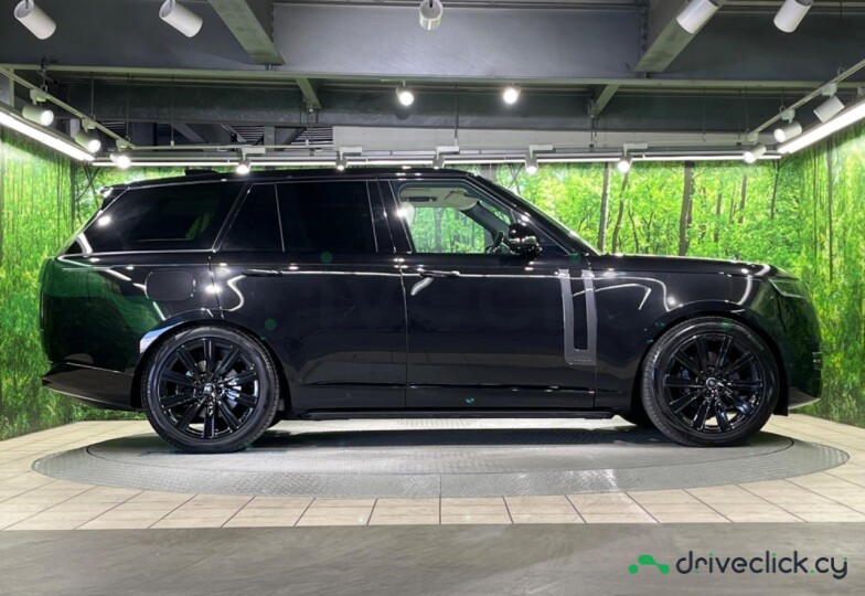 Land Rover Range Rover Black