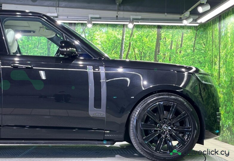 Land Rover Range Rover Black