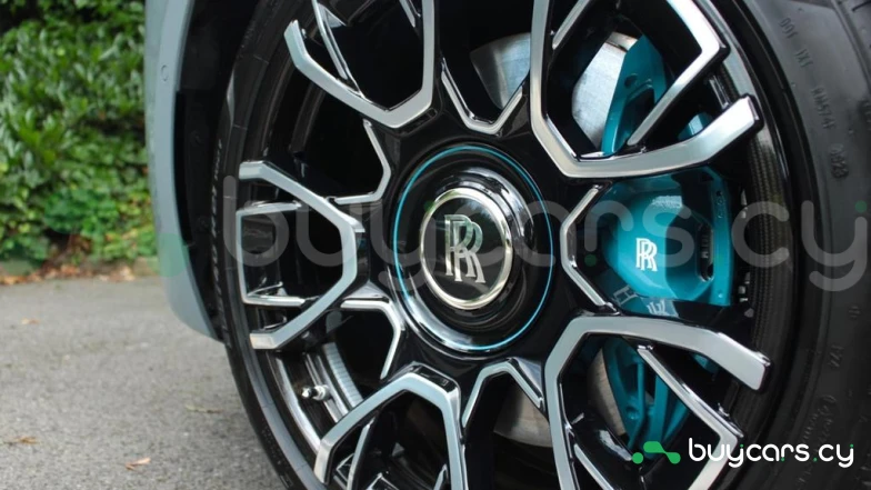 Rolls-Royce Ghost Серый