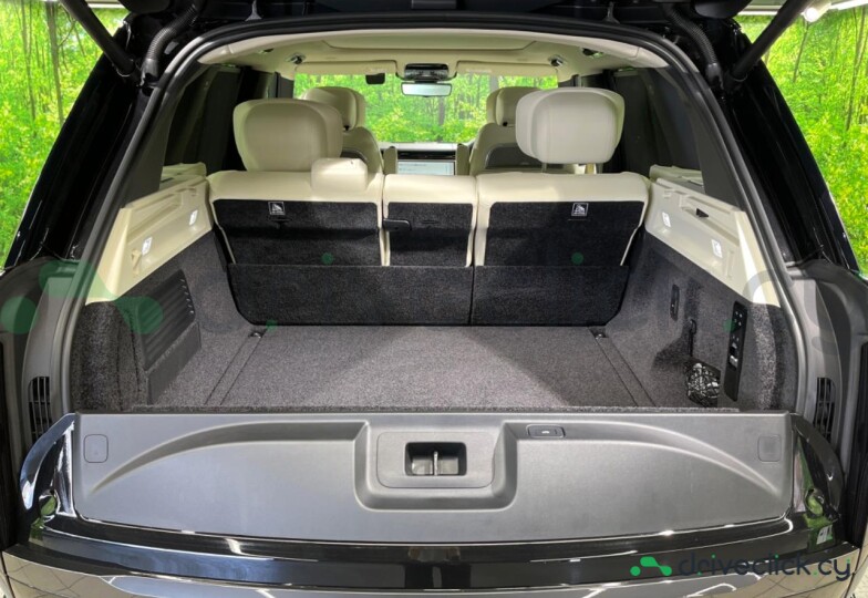 Land Rover Range Rover Black