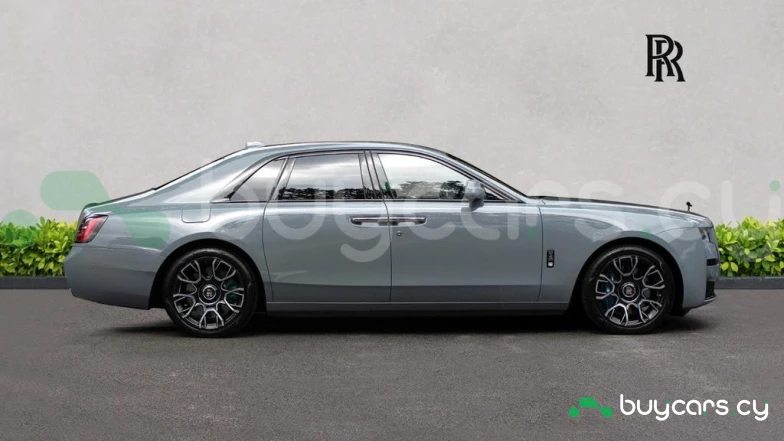 Rolls-Royce Ghost Серый