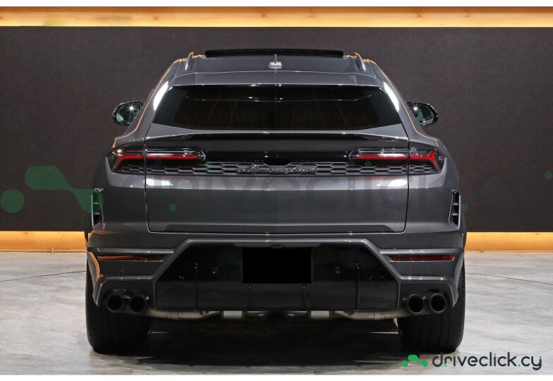 Lamborghini Urus Grey