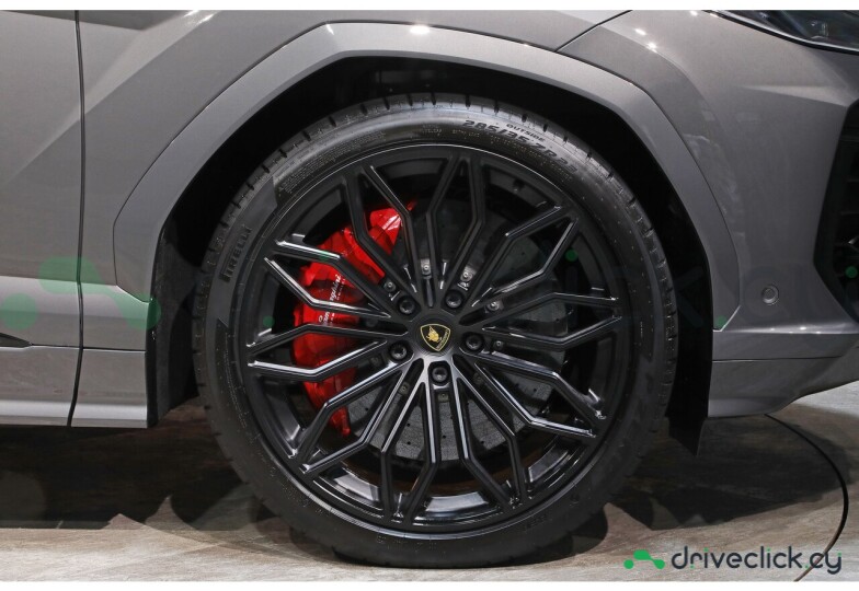 Lamborghini Urus Grey