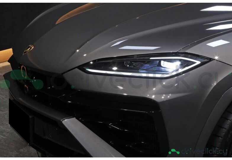 Lamborghini Urus Grey