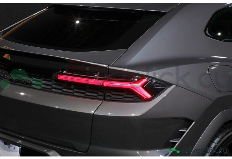 Lamborghini Urus Grey