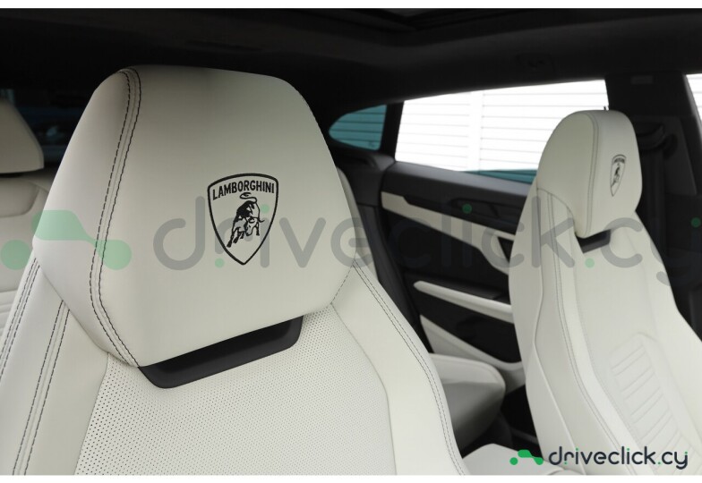 Lamborghini Urus Grey