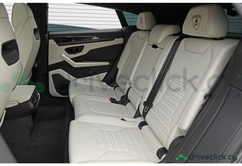Lamborghini Urus Grey