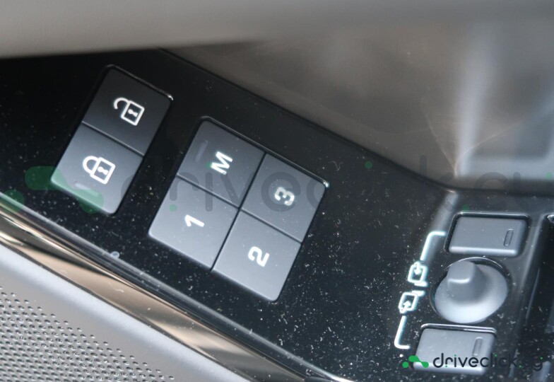 Land Rover Range Rover Velar Grey