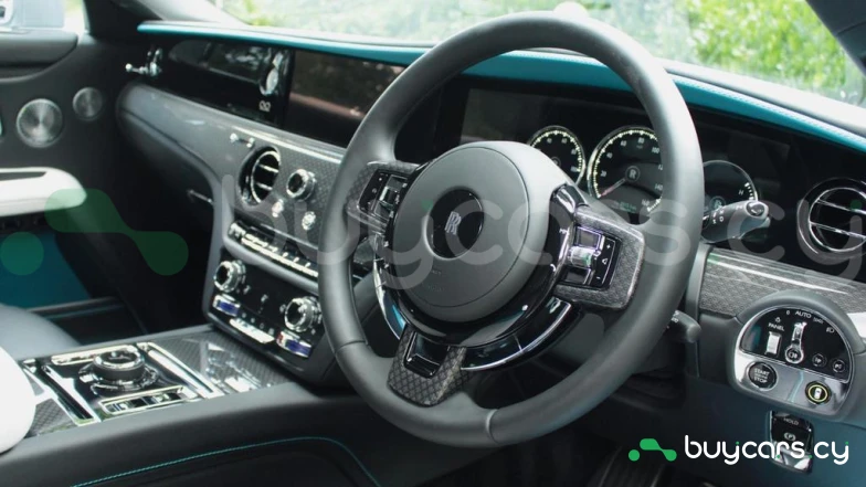 Rolls-Royce Ghost Серый