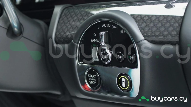 Rolls-Royce Ghost Серый