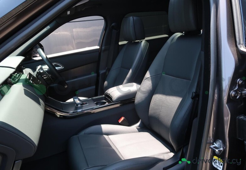 Land Rover Range Rover Velar Grey
