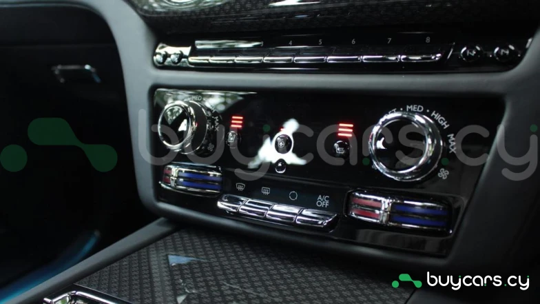 Rolls-Royce Ghost Серый