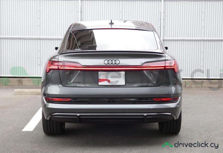 Audi e-tron Sportback S Grey