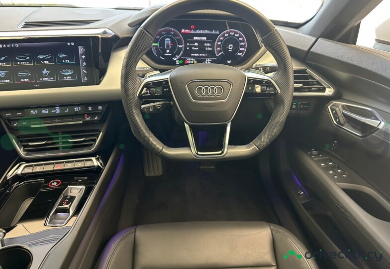 Audi e-tron GT White