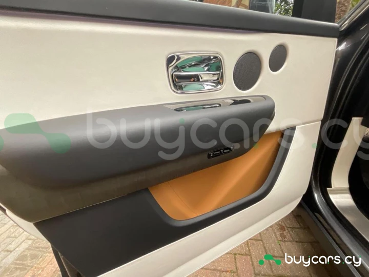 Rolls-Royce Cullinan Grey