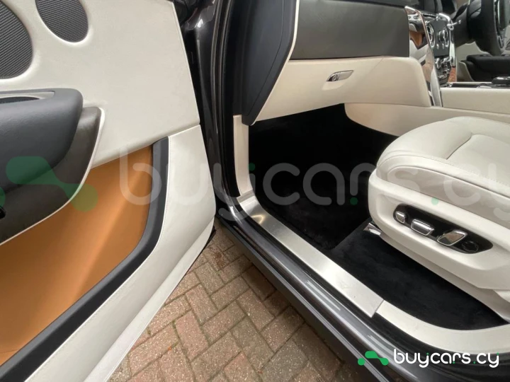 Rolls-Royce Cullinan Grey