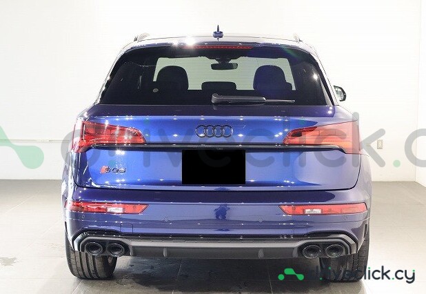 Audi SQ5 Blue