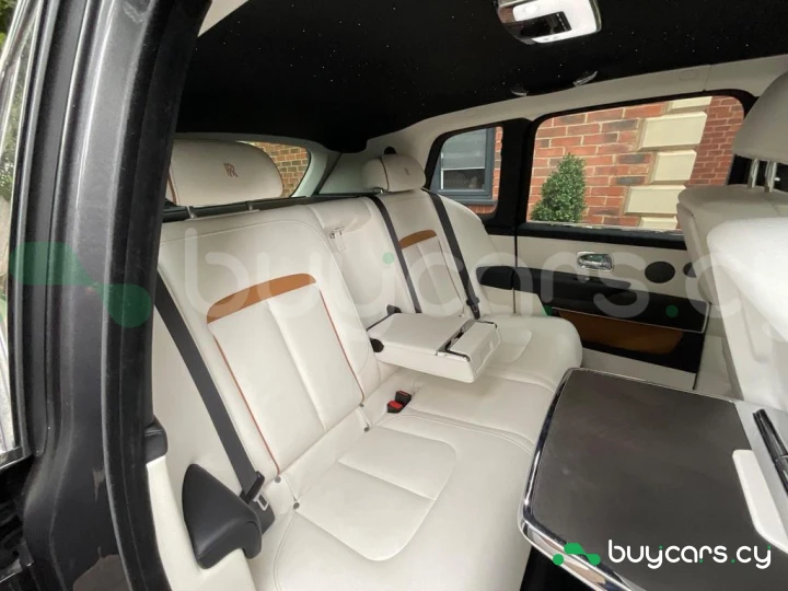 Rolls-Royce Cullinan Grey