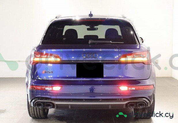 Audi SQ5 Blue