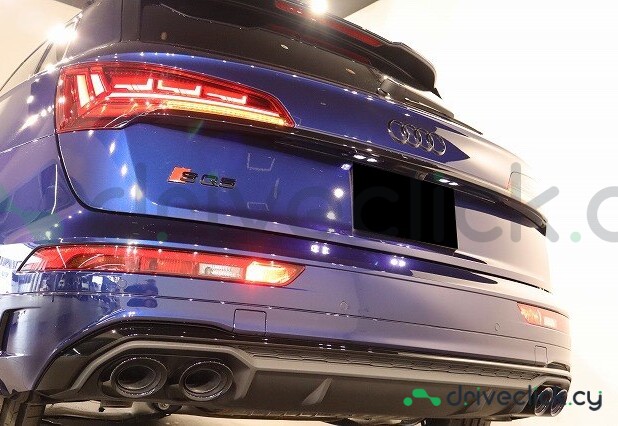 Audi SQ5 Blue
