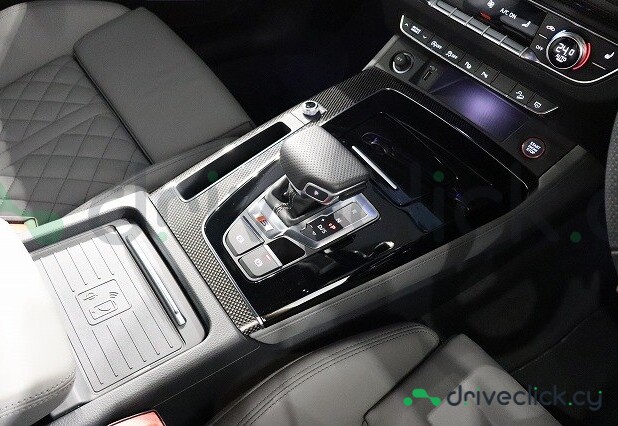 Audi SQ5 Blue