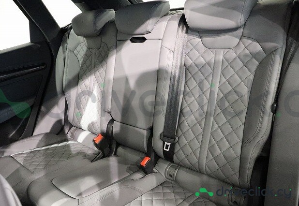 Audi SQ5 Blue