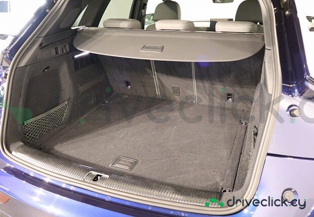 Audi SQ5 Blue