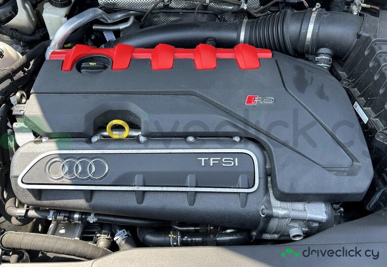 Audi RS Q3 Grey