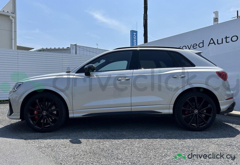 Audi RS Q3 Grey
