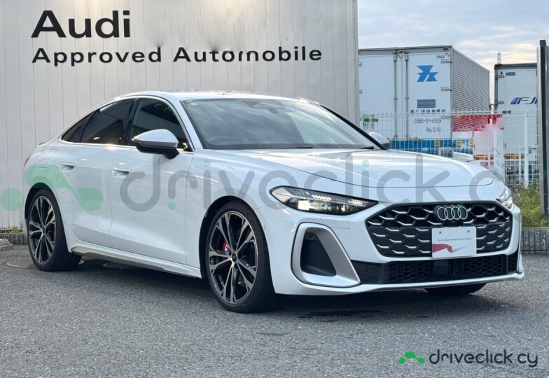 Audi S5 White