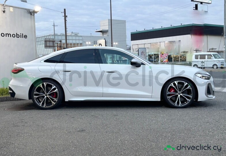 Audi S5 White