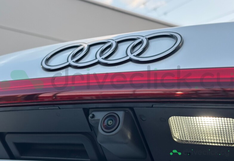 Audi S5 White