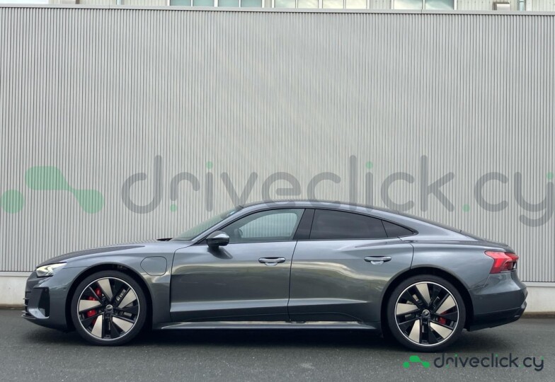 Audi e-tron GT Grey