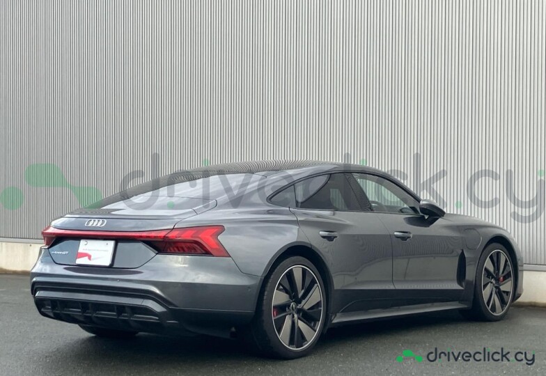 Audi e-tron GT Grey