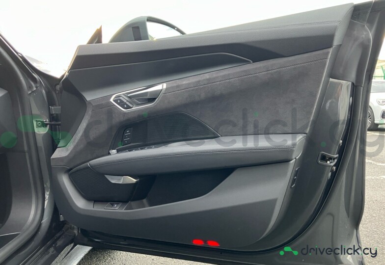 Audi e-tron GT Grey