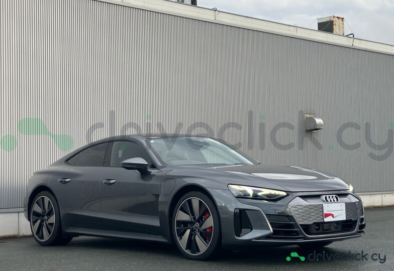 Audi e-tron GT Grey