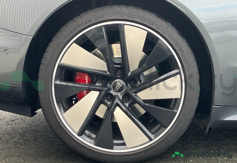 Audi e-tron GT Grey