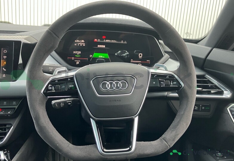 Audi e-tron GT Grey