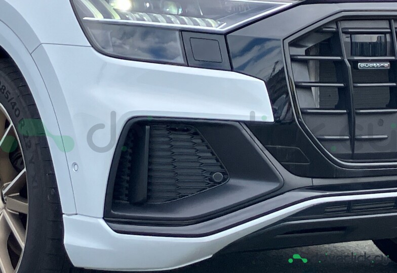 Audi Q8 White